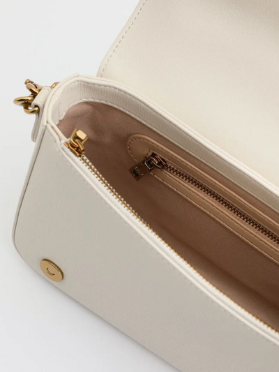 Mala Love Moschino