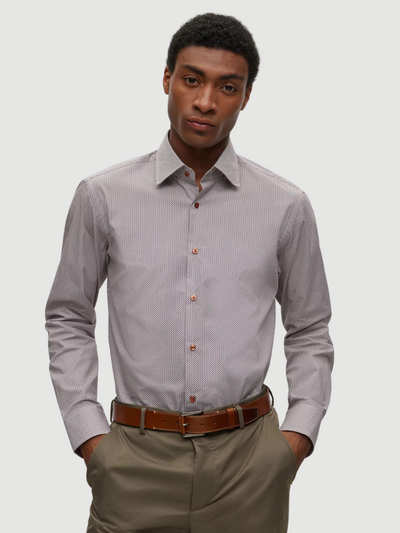 CAMISA DE AJUSTE REGULAR EM ALGODÃO ELÁSTICO COM PADRÃO BOSS