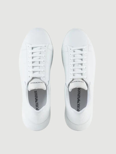 Tumbled leather sneakers