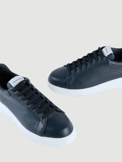 Tumbled leather sneakers