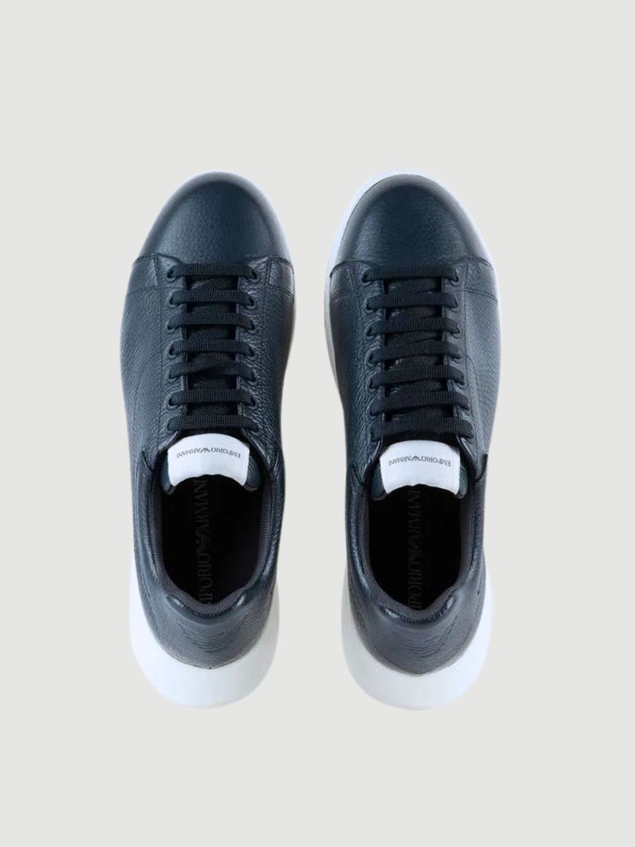 Tumbled leather sneakers