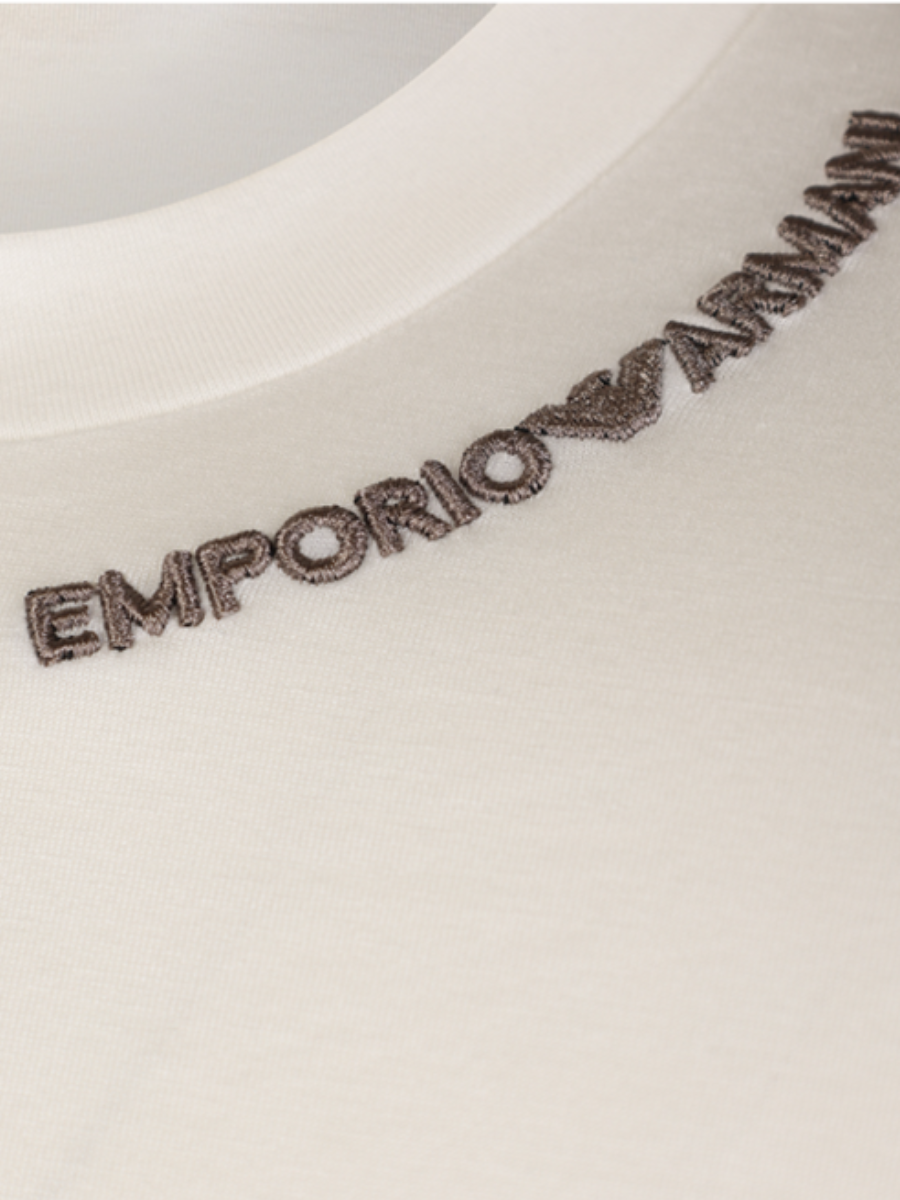 T-shirt logo na gola Emporio Armani